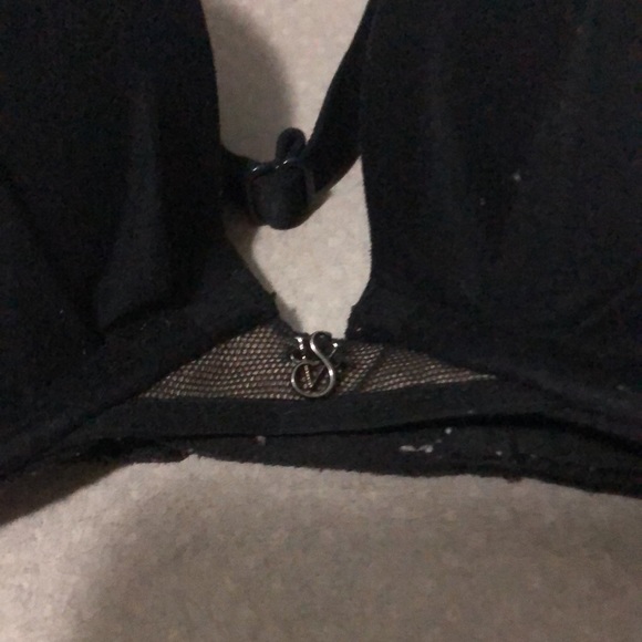 Victoria Secret Bra size 34B - Picture 2 of 3